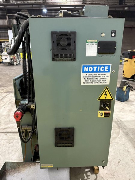 ENSHU MODEL DT-C VERTICAL CNC MACHINING CENTER: STOCK #20283