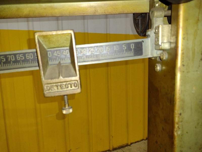 1,000 LBS DETECTO SCALE: YOBRO #24972