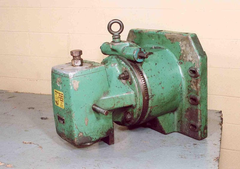 #6 KEARNEY &amp; TRECKER SWIVEL RIGHT ANGLE MILLING HEAD:  STOCK #15902