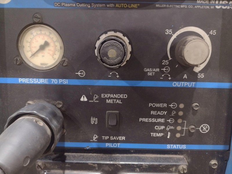 55 AMP MILLER SPECTRUM 2050 DC PLASMA CUTTING SYSTEM WITH AUTO-LINE: STOCK #18703