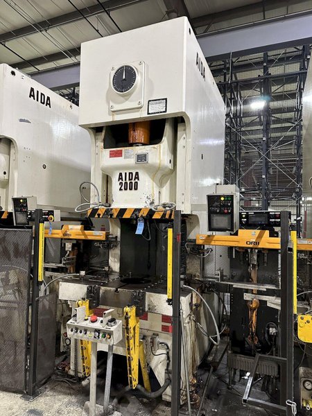 220 TON AIDA GAP FRAME METAL STAMPING PRESS