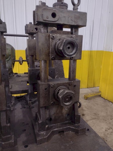 2 STAND x 2&quot; YODER UNIVERSAL DRIVE ROLLFORMER: STOCK #23430