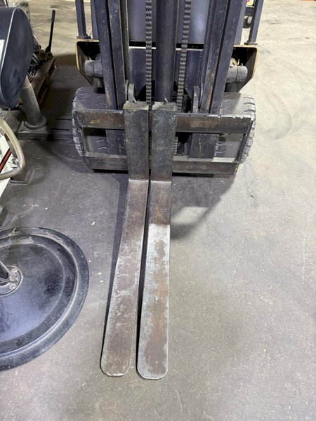 TCM FCG25 LP Fork Lift Truck 5,000lbs Capacity