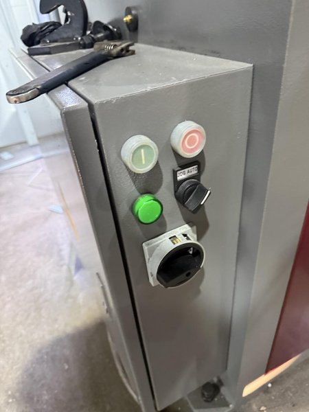 14 ga. X 12′ GMC HS-1214M Hydraulic Shear, 2025 – less than 100 hours use