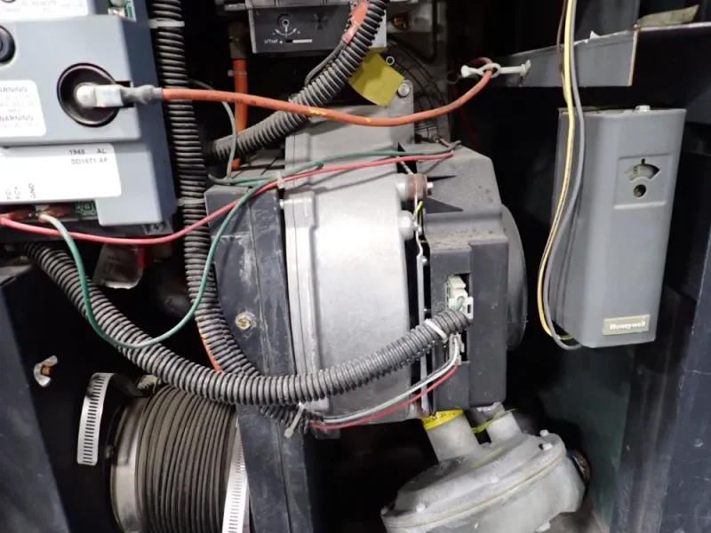 RAYPAK 210° F HOT WATER BOILER  -  H7-0850A