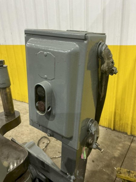 DAVIS KEYSEATER MODEL #4 : YOBRO #24817