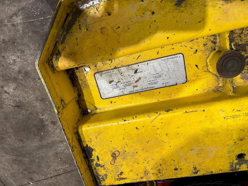 36 VOLT CUSHMAN MODEL #898361 STOCK CHASER/TUGGER CART: YOBRO #24654