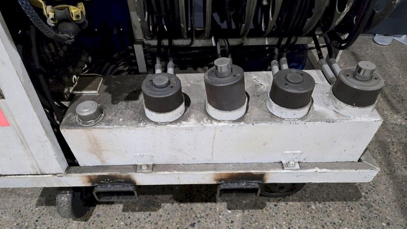 MODERN HYDRAULIC CORP 60072473 UNIFIED HYDRAULIC JACKING SYSTEMS USED