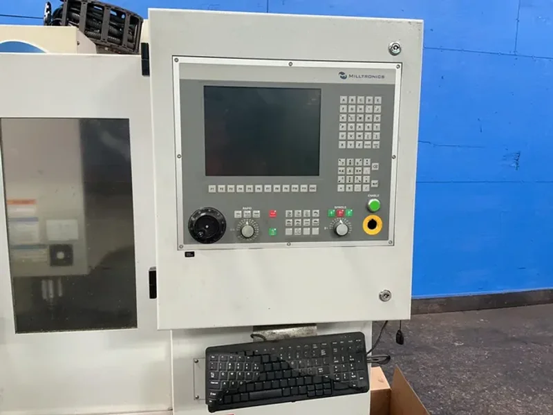 MILLTRONICS USA, INC. 16”X35.5” CNC VMC  -  MM3017