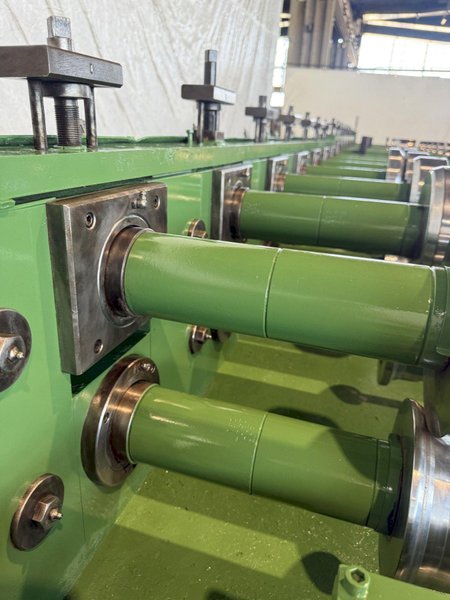 15 STAND  X 3" ARBOR  X 50" PEARSON LOC SEAM ROLL FORMING PANEL MILL. STOCK # 0663325