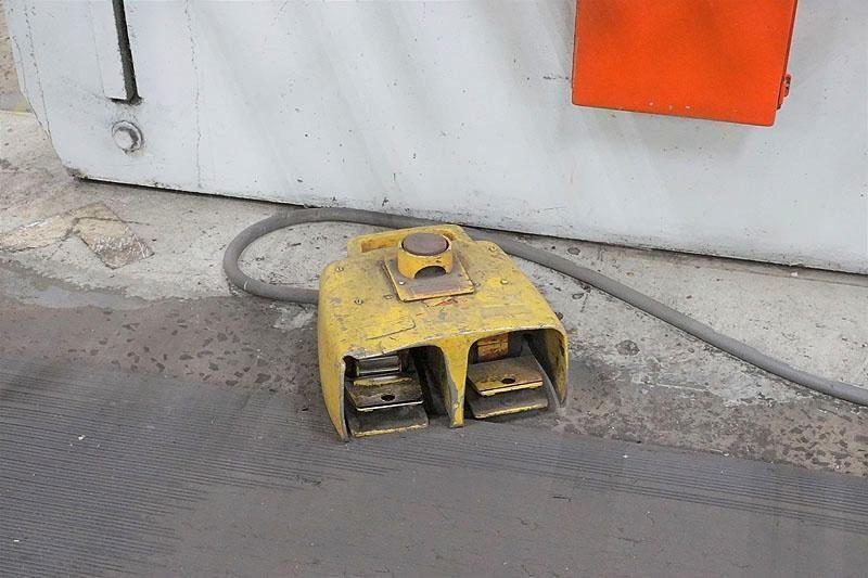 75 TON X 10' PACIFIC HYDRAULIC PRESS BRAKE: STOCK #77101