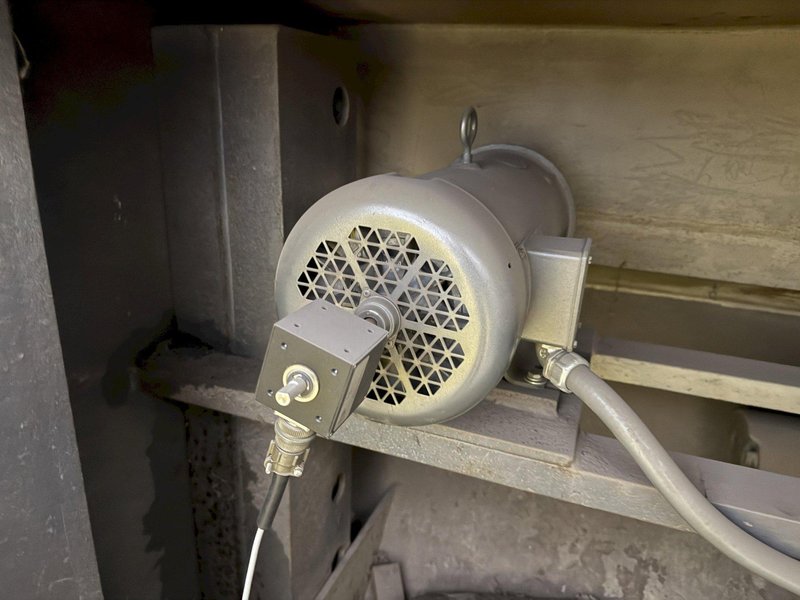 20,000 LB ARONSON MODEL #HD200A POWERED WELDING POSITIONER: YOBRO #24905