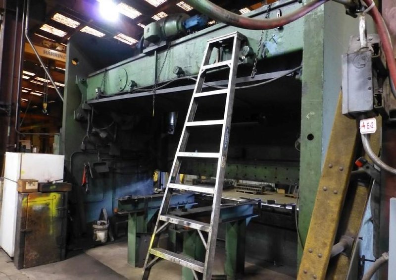 1000 TON X 18' NIAGARA HD1000 14-18 HYDRAULIC PRESS BRAKE. STOCK # 2000520