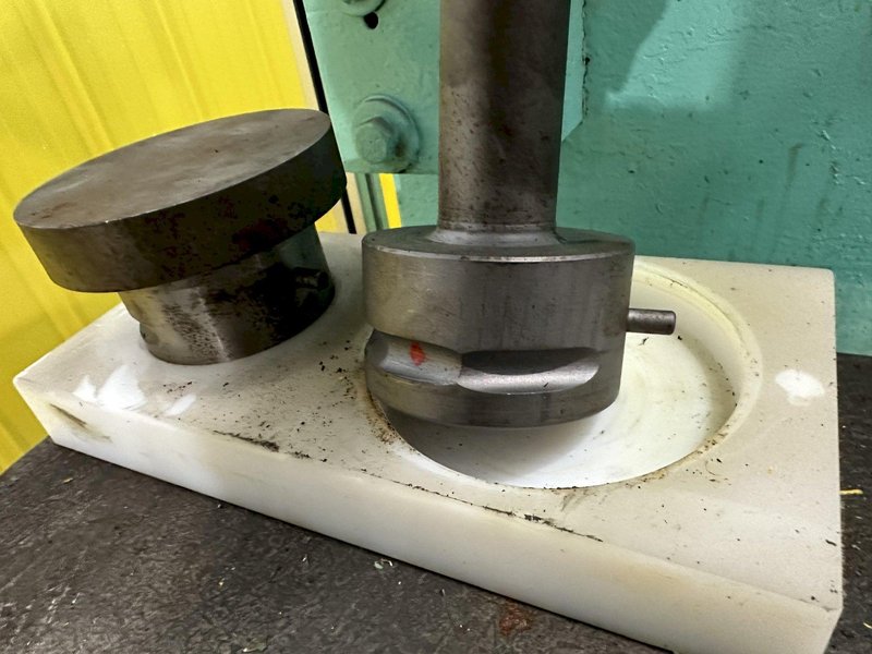 50 TON HANNIFIN MODEL F500-41-SP C-FRAME HYDRAULIC PRESS: STOCK #12233