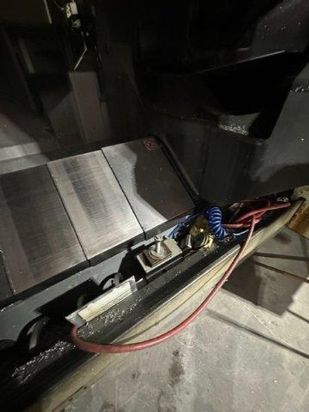 DMG Mori DMC 125 U2 5 Axis Machining Center, 2006 – Pallet Changer, Chip Conveyor