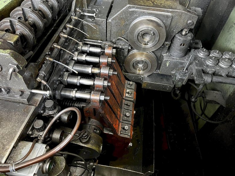 8mm Moroni Transfer Header Model MB/765