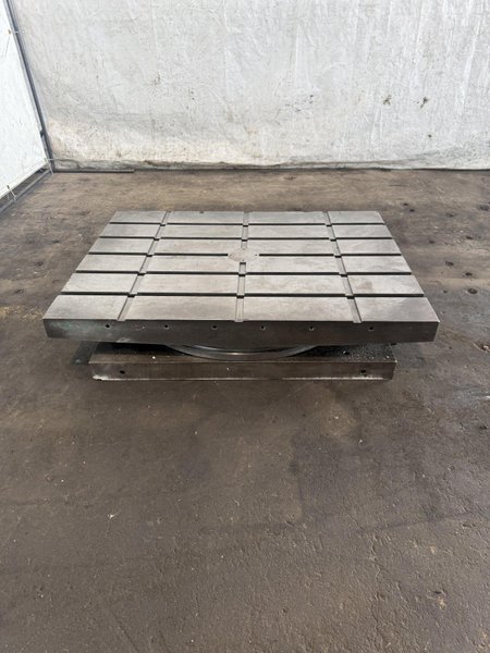 30" X 40" DEVLIEG AIR LIFT ROTARY TABLE. STOCK # 0221226