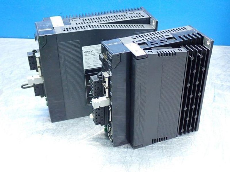 OMRON ACCURAX LINEAR MOTOR PICK &amp; PLACE SYSTEM  -  R88L-ES-PM-C110-B300-0001