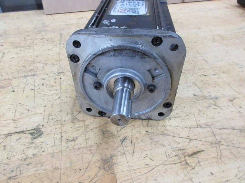 Used Haas Servo Axis Motor Sigma 1- 09 (Long) Part #93-62-0013 (Yaskawa Model USAGED-09A22K)