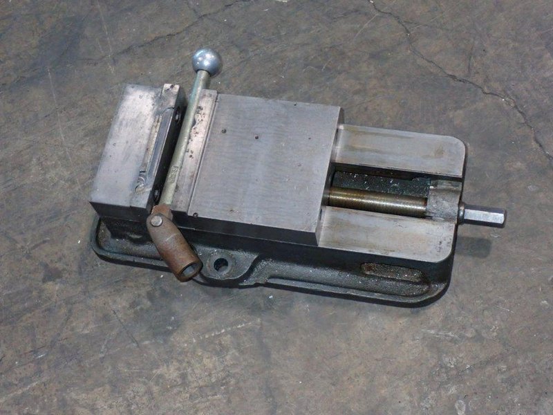 KURT 6" VISE