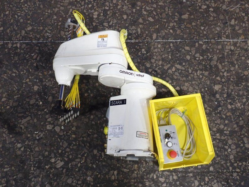 OMRON ADEPT INDUSTRIAL ROBOT   -  COBRA 350