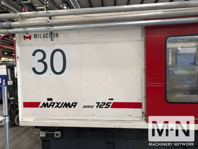 725 TON 140 OZ CINCINNATI MILACRON MODEL MS725 INJECTION MOLDING MACHINE MFG 2015