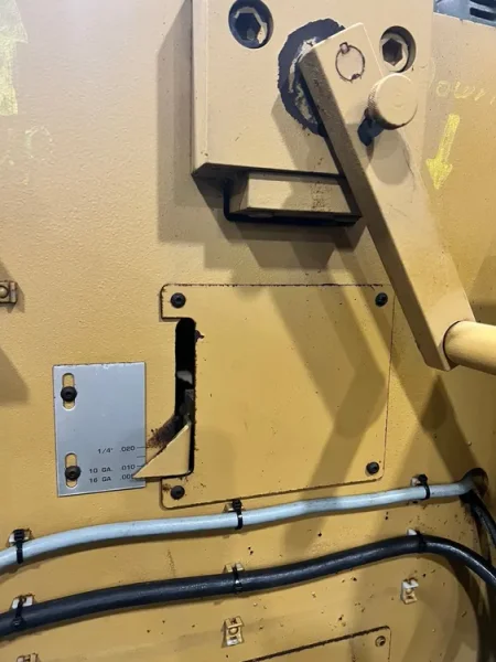 USED 2003 STANDARD 1/4" X 10' HYDRAULIC SHEAR MODEL CS250-10