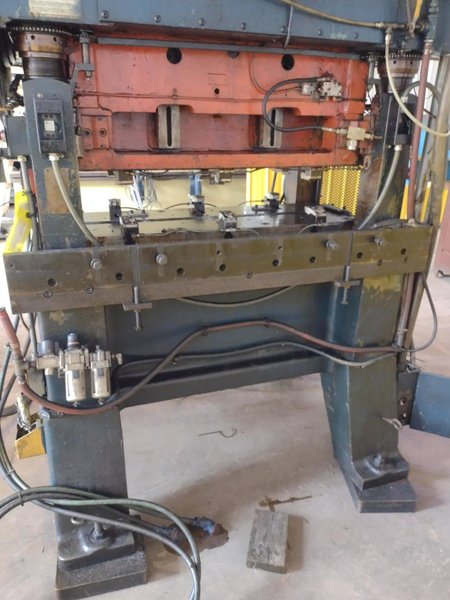 60 TON OAK HIGH SPEED FIN STAMPING PRESS: STOCK #11545