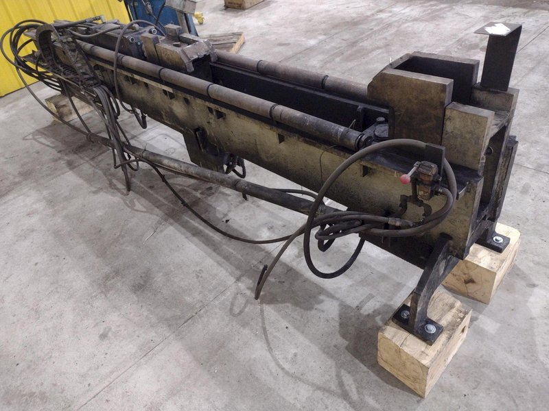 72" WIDE BEAM ENERPAC HYDRAULIC CLAMPING FIT-UP TACKING PRESS, FOR WELDING I-BEAMS: STOCK #20541