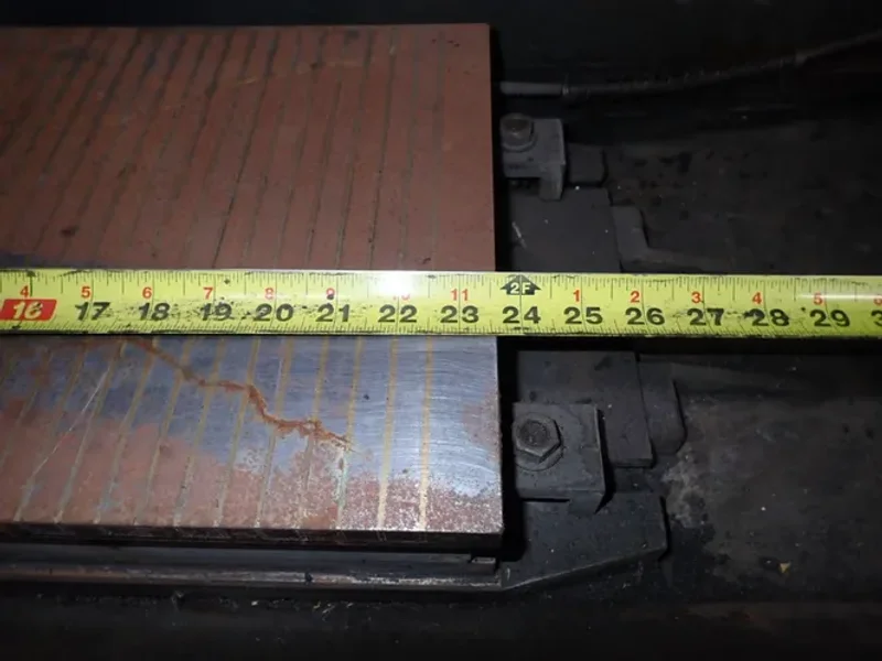 OKAMOTO 12" X 23" SURFACE GRINDER  -  ACCUGAR-124N