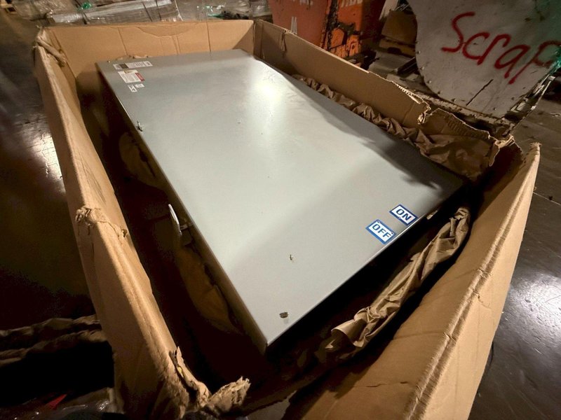 EATON 600A POW-R-WAY III P3F366RSP Fusible Switch 600V, 3PH 4W NEW