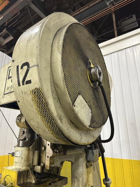 60 TON L&amp;J MODEL #W60 OBI STAMPING PRESS 6" STROKE: STOCK #23648
