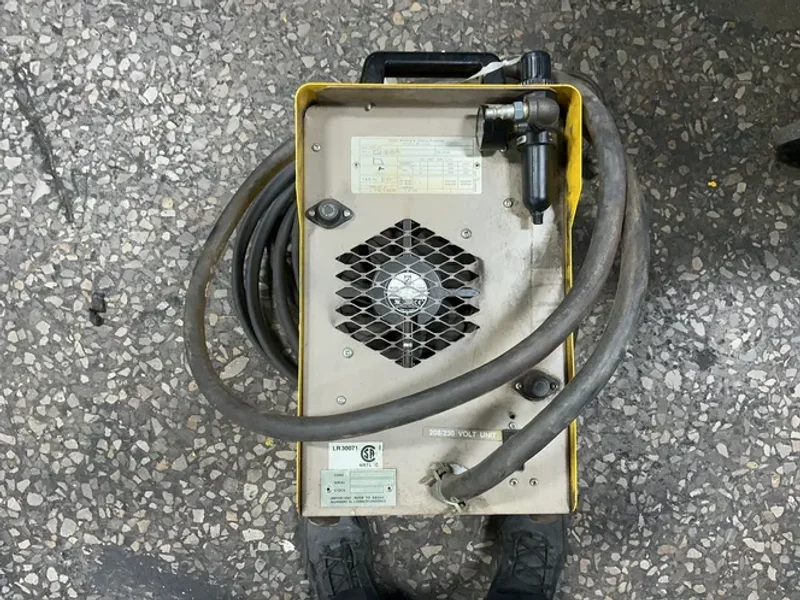 Esab 60 Amps Plasma Cutter - Pcm-875