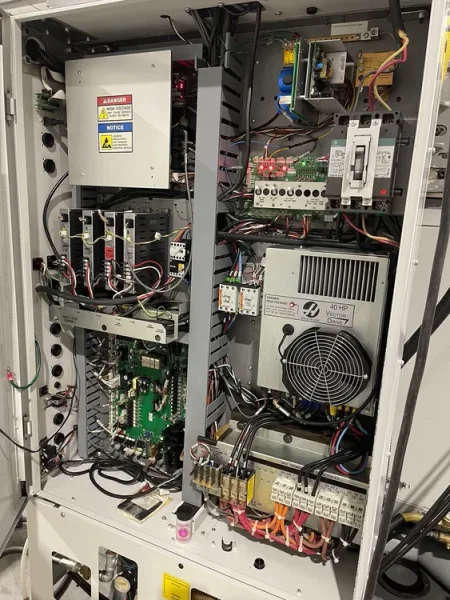 HAAS #VM-2 CNC Vertical Machining Center 2006’ HSM 4th USA Stock #7102