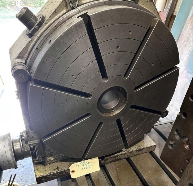 3.5" TOS MODEL #W9 ROTARY TABLE HORIZONTAL BORING MILL 1980 : YOBRO 25160