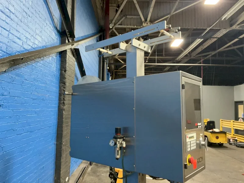 AXON CORPORATION SEALING MACHINE   -  EZ-100