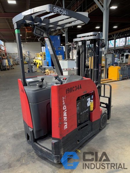 2019 - 3,500 LB. RAYMOND MODEL 425-C35TT STAND-UP ELECTRIC FORKLIFT