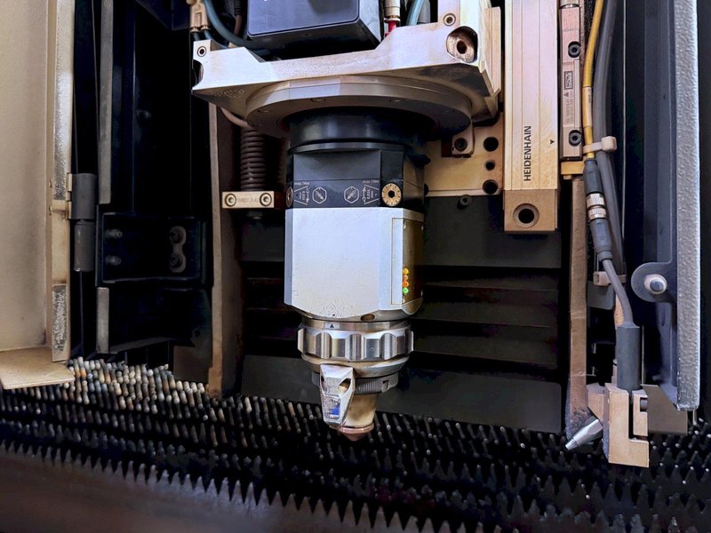 Trumpf TruLaser 3030 4kW Fiber Laser