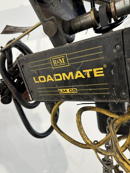 1/2 TON R&amp;M LOADMATE POWERED CHAIN FALL HOIST. STOCK # 1157822