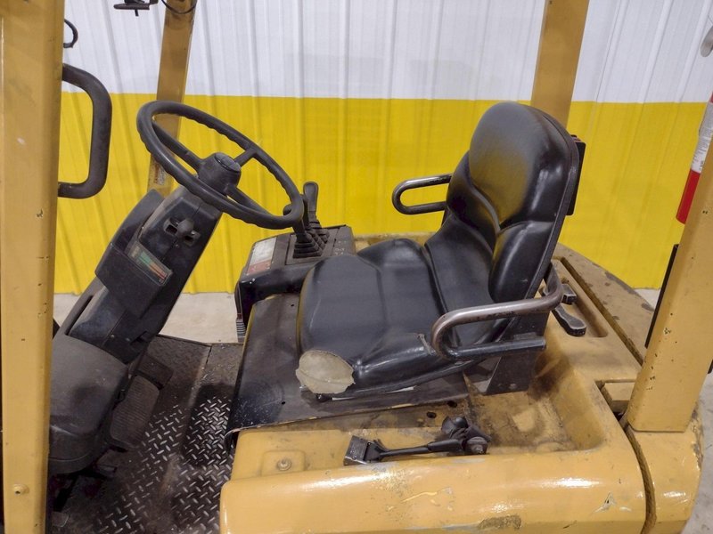 3,000 LB HYSTER MODEL #E45XM-27 ELECTRIC LIFT TRUCK FORKLIFT: STOCK #20642