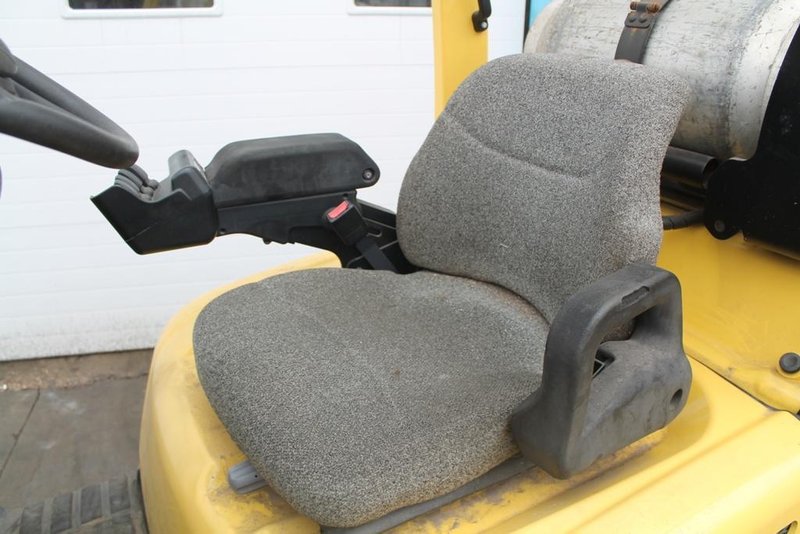 4400 LBS HYSTER LP GAS FORKLIFT: STOCK #63860