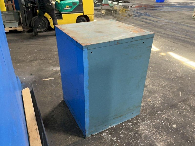 LISTA TOOL CABINET