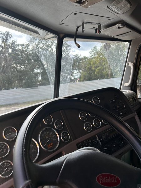 Peterbilt Dump Truck, 2011 – Paccar Engine, 226k Miles