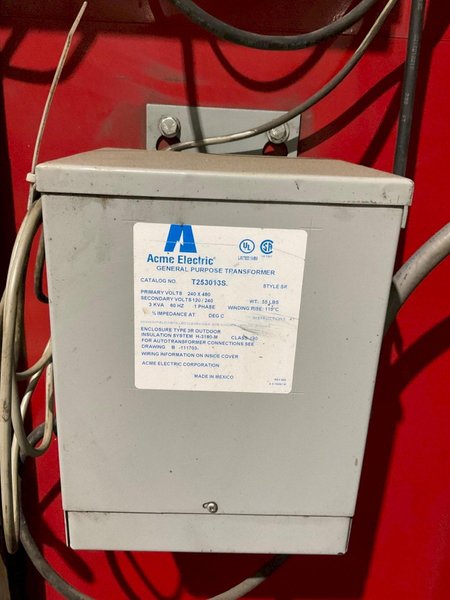 LINCOLN ELECTRIC SYSTEM 10 MIG CELL FANUC ROBOT