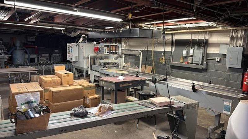 Texwrap 2219 Automatic Shrink Wrapper with Closing Conveyor for Small Product, Extended Lugged Infeed and Texwrap T-1322 Dual Chamber Heat Tunnel, 2001 – Need Gone ASAP