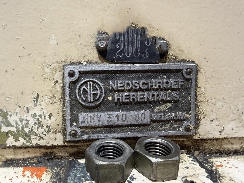 Nedschroef Model HBV-3 4 Die Progressive Header