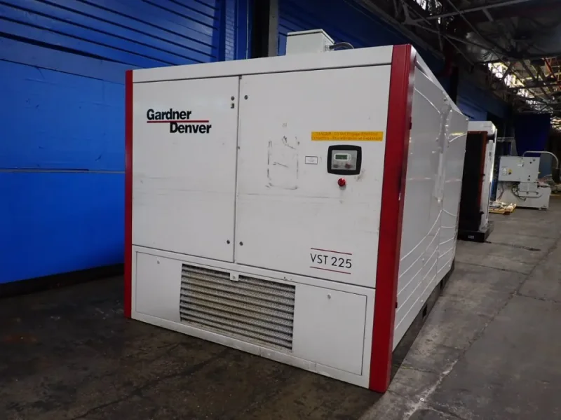 GARDNER DENVER 225 KW AIR COMPRESSOR   -  VSI225-260A