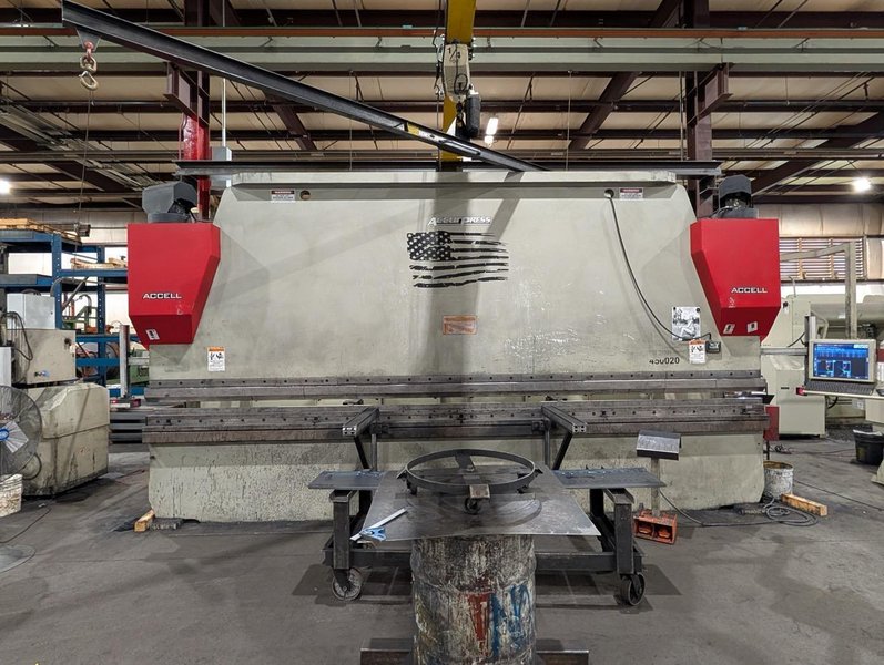 500 Ton x 20′ Accurpress 450020 CNC Press Brake, 2018 – Accel Package, 6 Axis Backgauge
