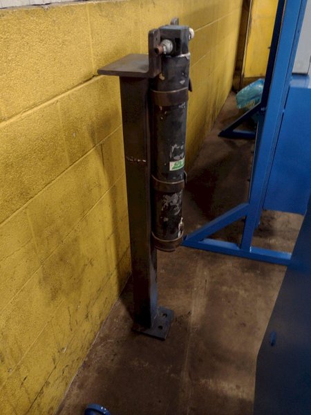 6&quot; x 6&quot; ANGLE - CONTROLLED AUTOMATION FABRILINE AUTOMATIC PUNCH AND SHEAR ANGLE LINE: STOCK #16465