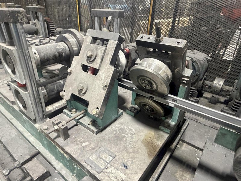 20 STAND X 2.5" METFORM RAFTED ROLLFORMER: YOBRO #24923